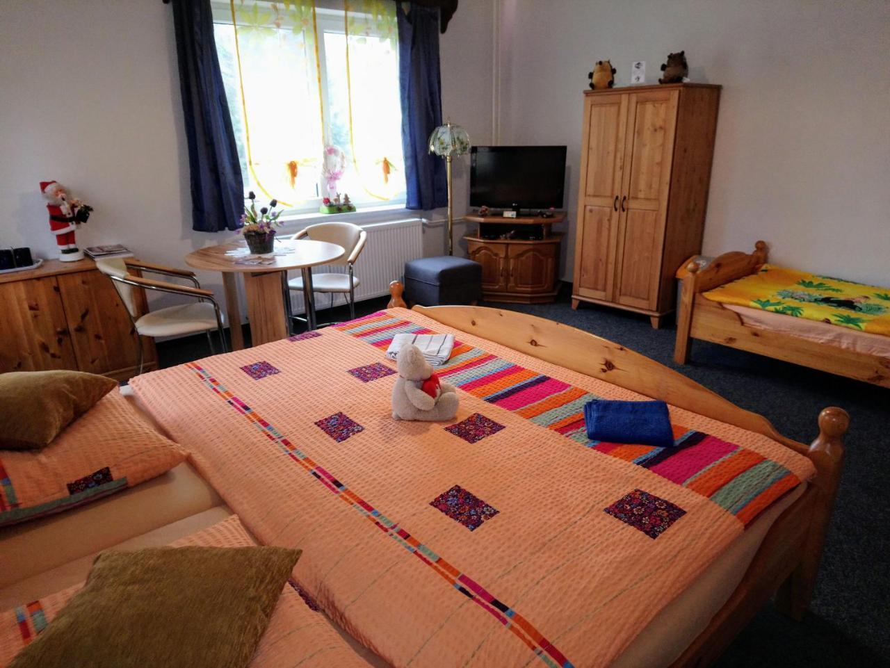 Penzion U Krtka Kraslice Extérieur photo