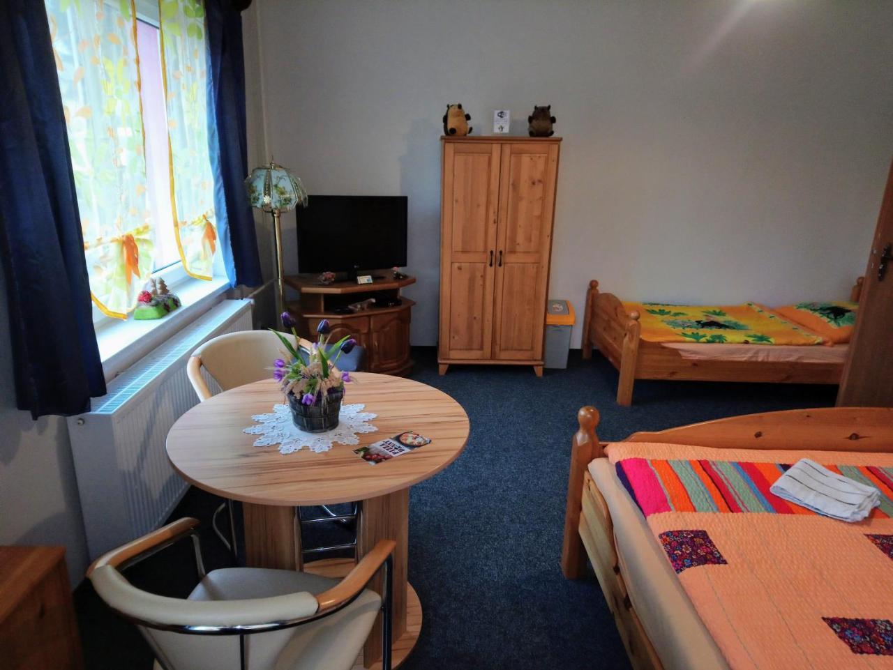 Penzion U Krtka Kraslice Extérieur photo