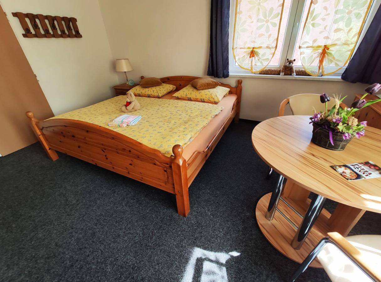 Penzion U Krtka Kraslice Extérieur photo